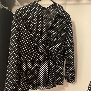 Jones NY Black and White 3/4 Sleeve Tie Front Blouse